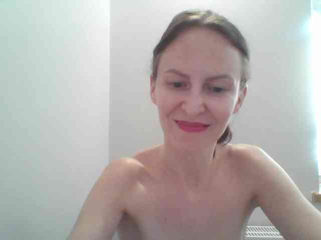 AnnaDear webcam