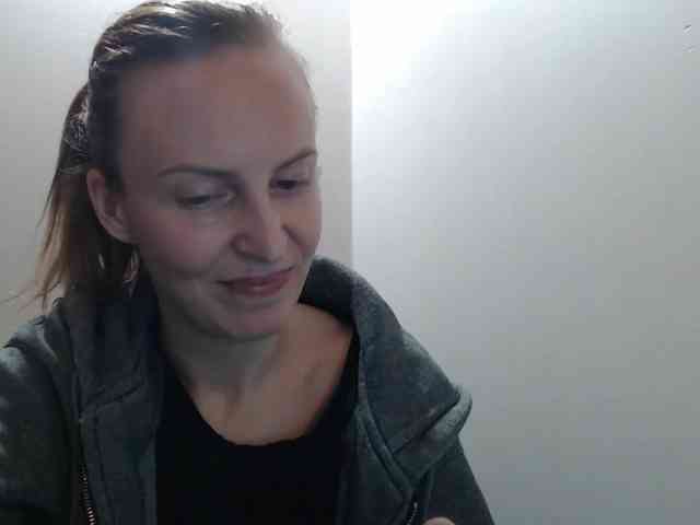 AnnaDear webcam