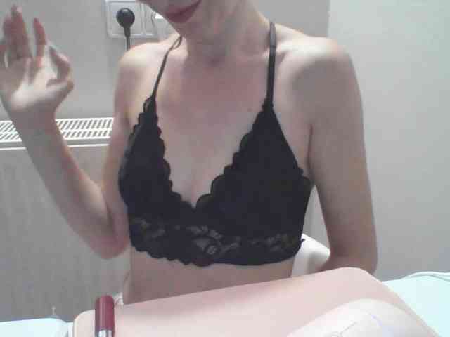 AnnaDear webcam