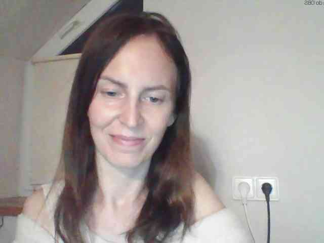 AnnaDear webcam