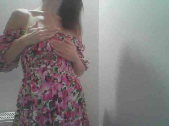 AnnaDear webcam