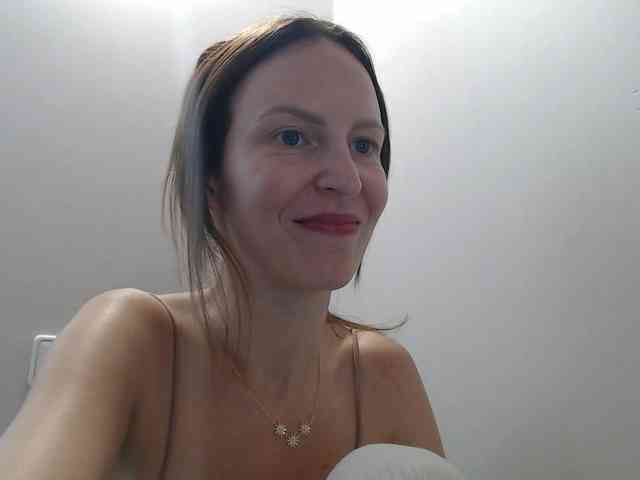 AnnaDear webcam