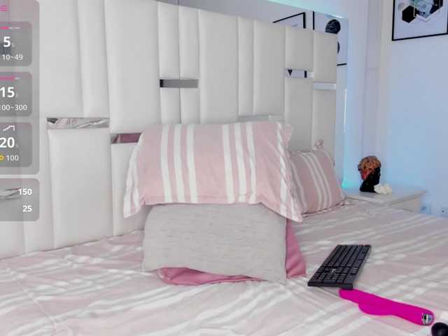 Aithana live cam on BongaCams