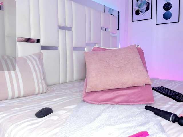 Aithana live cam on BongaCams