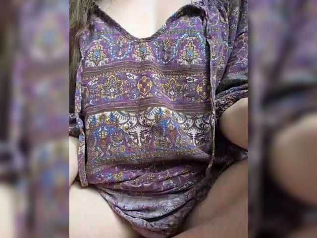 Ina-Una live cam on BongaCams