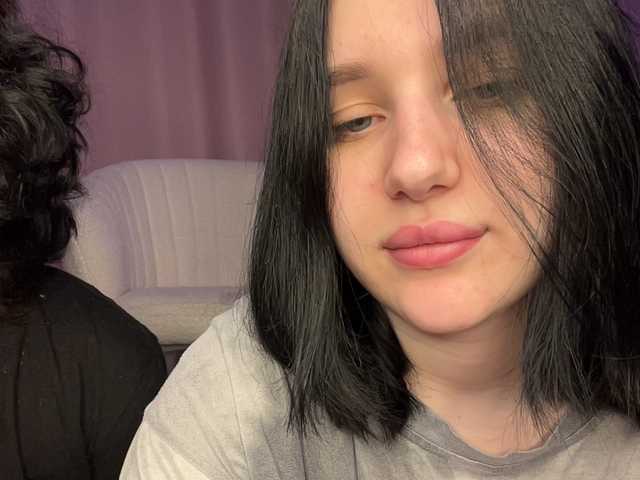 Sex chat gratuit in direct cu TeaseDuo pe BongaCams