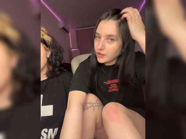 TeaseDuo webcam