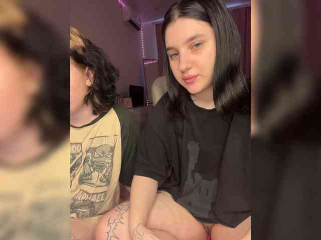 TeaseDuo webcam