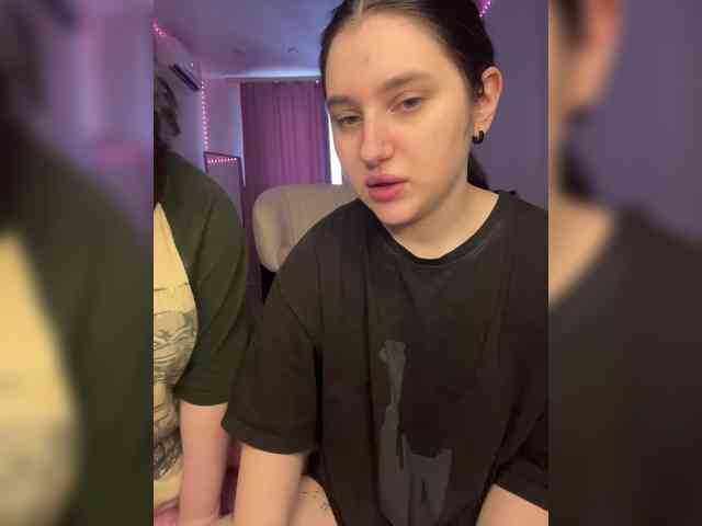 TeaseDuo webcam