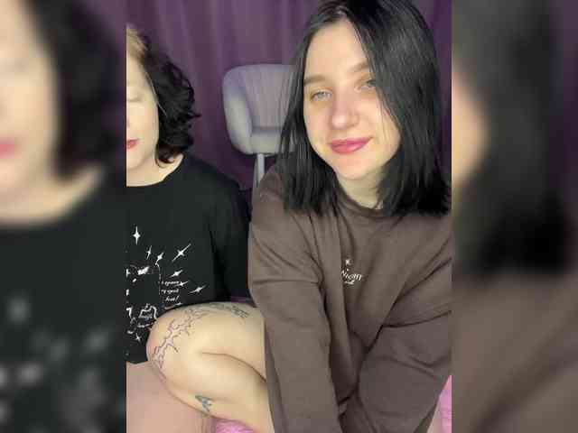 TeaseDuo webcam