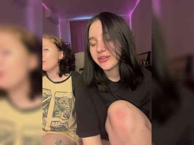 TeaseDuo webcam