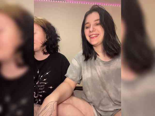 TeaseDuo webcam