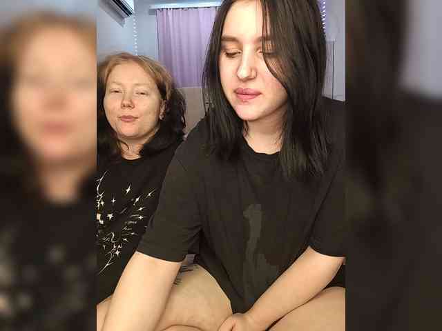 TeaseDuo webcam