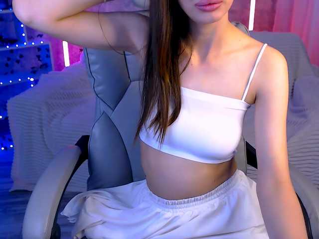 emiliskyy live sex