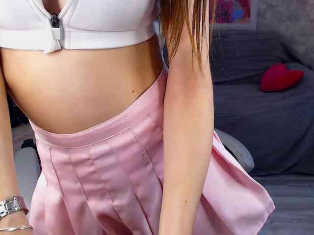 EmiliSkyy webcam