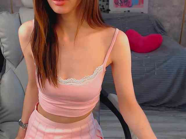 EmiliSkyy webcam