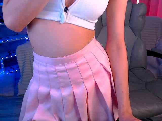 EmiliSkyy webcam