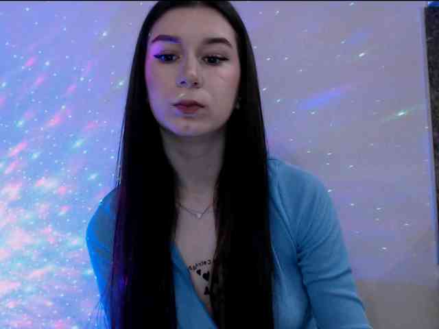 EmyHarrington webcam