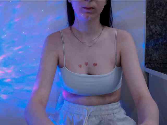 EmyHarrington webcam