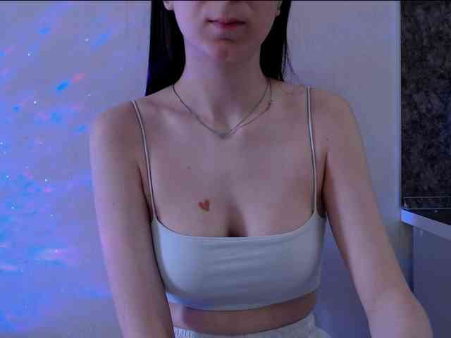EmyHarrington webcam