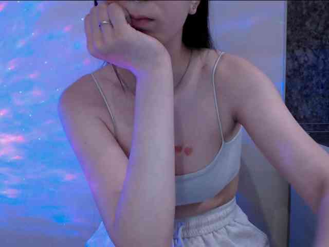 EmyHarrington webcam
