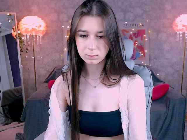 EmyHarrington webcam