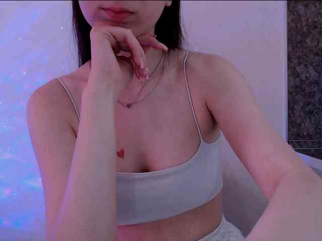 EmyHarrington webcam