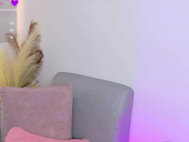 Ambar-Carter live cam on BongaCams