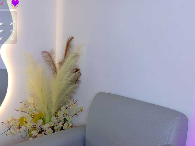 Ambar-Carter live cam on BongaCams