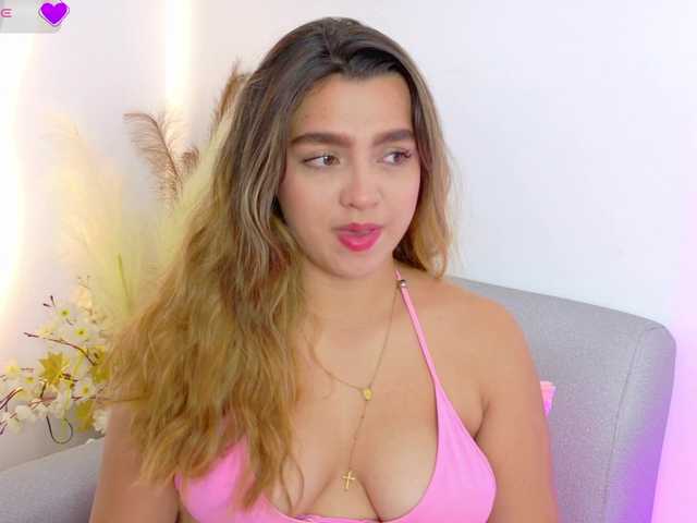 Ambar-Carter live cam on BongaCams