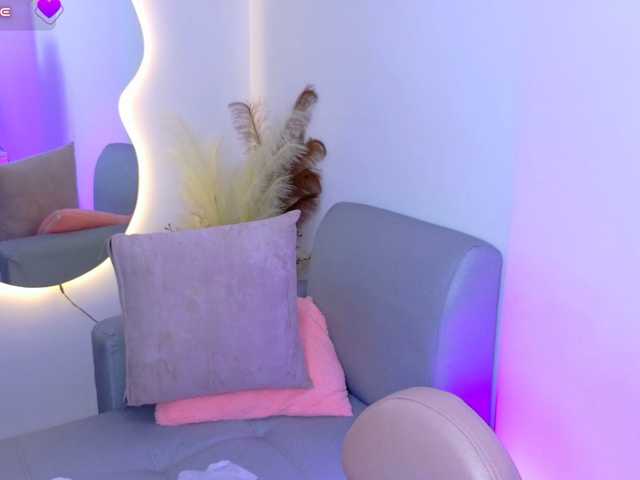 Ambar-Carter live cam on BongaCams