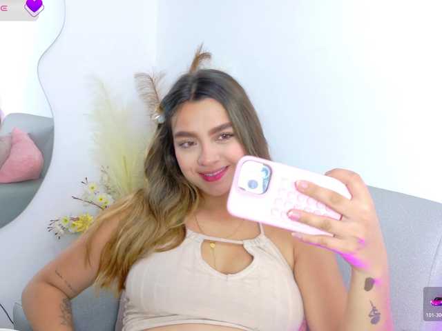 Ambar-Carter live cam on BongaCams