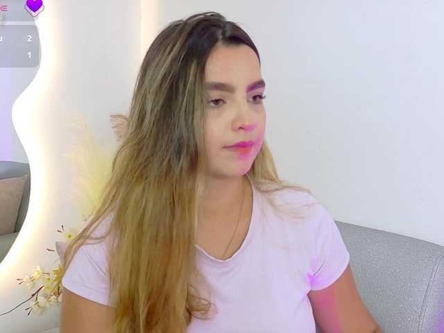Ambar-Carter live cam on BongaCams