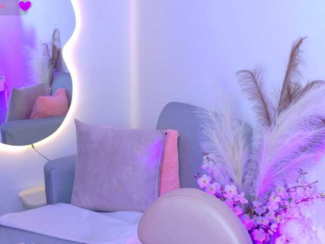 Ambar-Carter live cam on BongaCams
