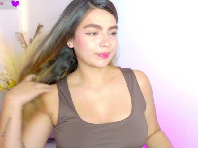 Ambar-Carter live cam on BongaCams