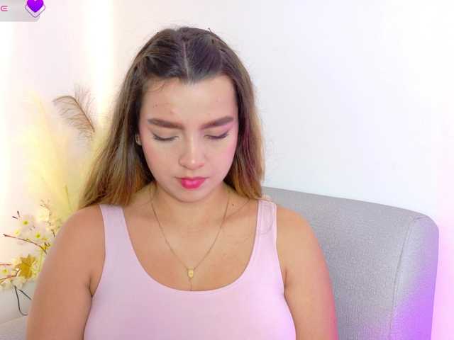 Ambar-Carter live cam on BongaCams