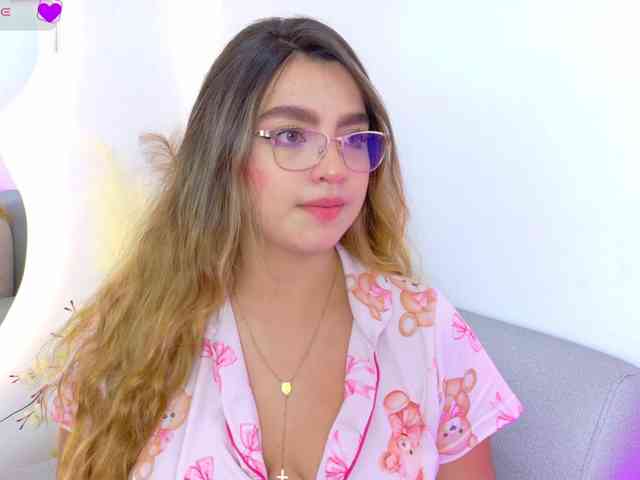 Ambar-Carter webcam