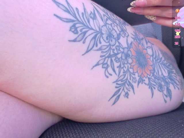 Luna-Alhara live cam on BongaCams