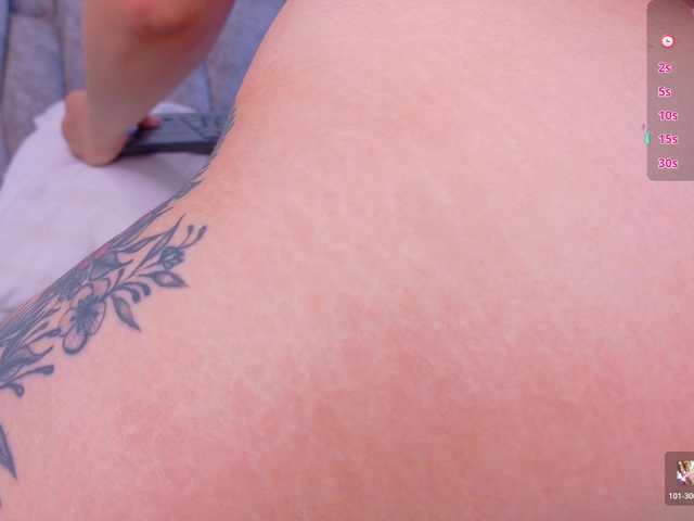 Luna-Alhara live cam on BongaCams