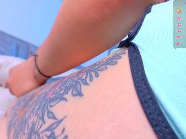 Luna-Alhara live cam on BongaCams