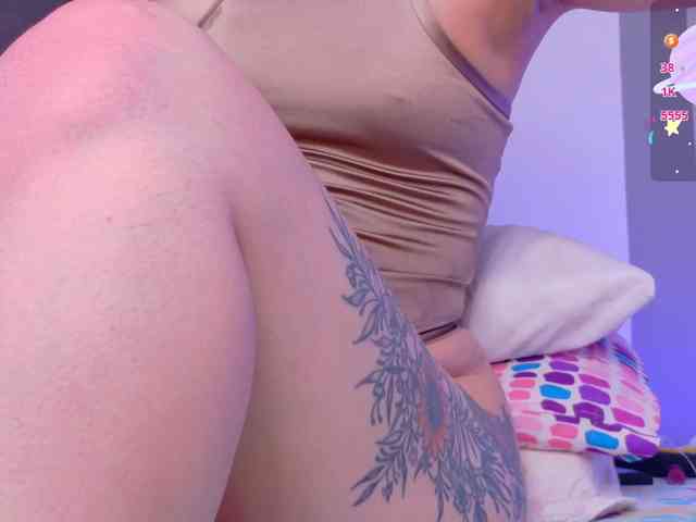 Luna-Alhara Live Webcam on BongaCams