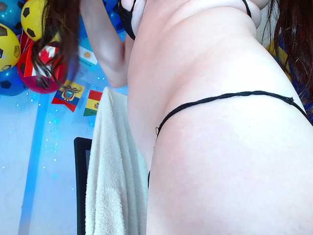 Jasminevirgin1 live cam on BongaCams