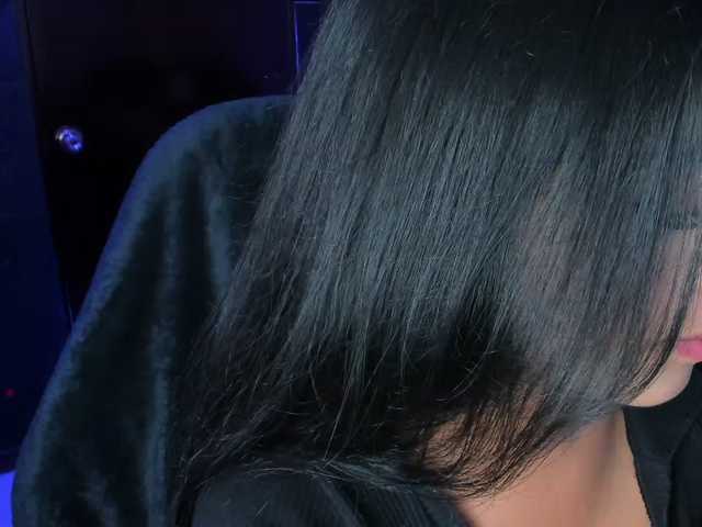 MelodySweett live cam on BongaCams