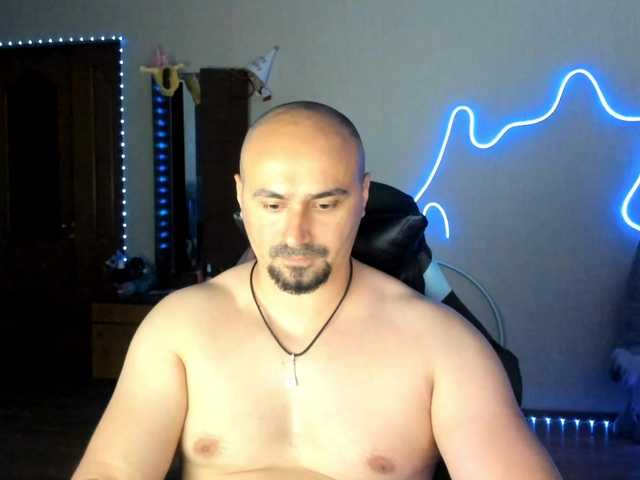 -SexyDaddy-, 33 y/o - Live Cam on BongaCams