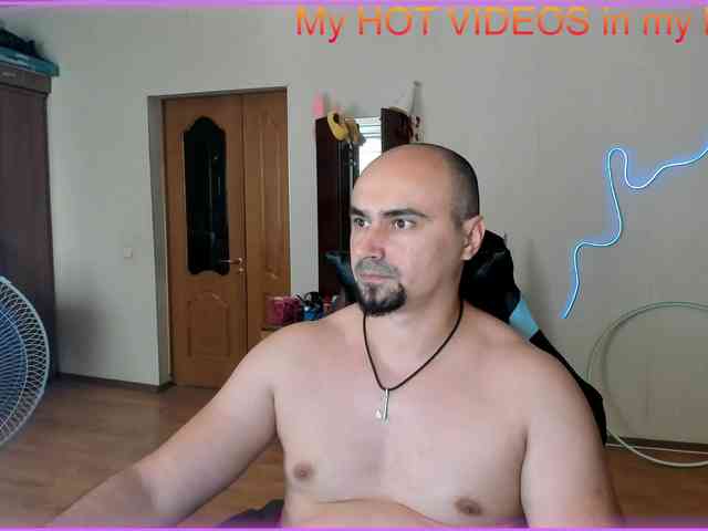 -SexyDaddy- Live Webcam on BongaCams
