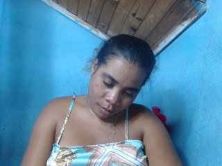 Ornela1's Live Webcam