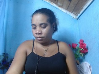 Ornela1's Live Webcam