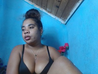 Ornela1's Live Webcam
