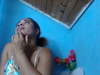 Ornela1's Live Webcam