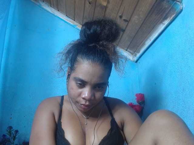 Ornela1 webcam bongacams model stream image
